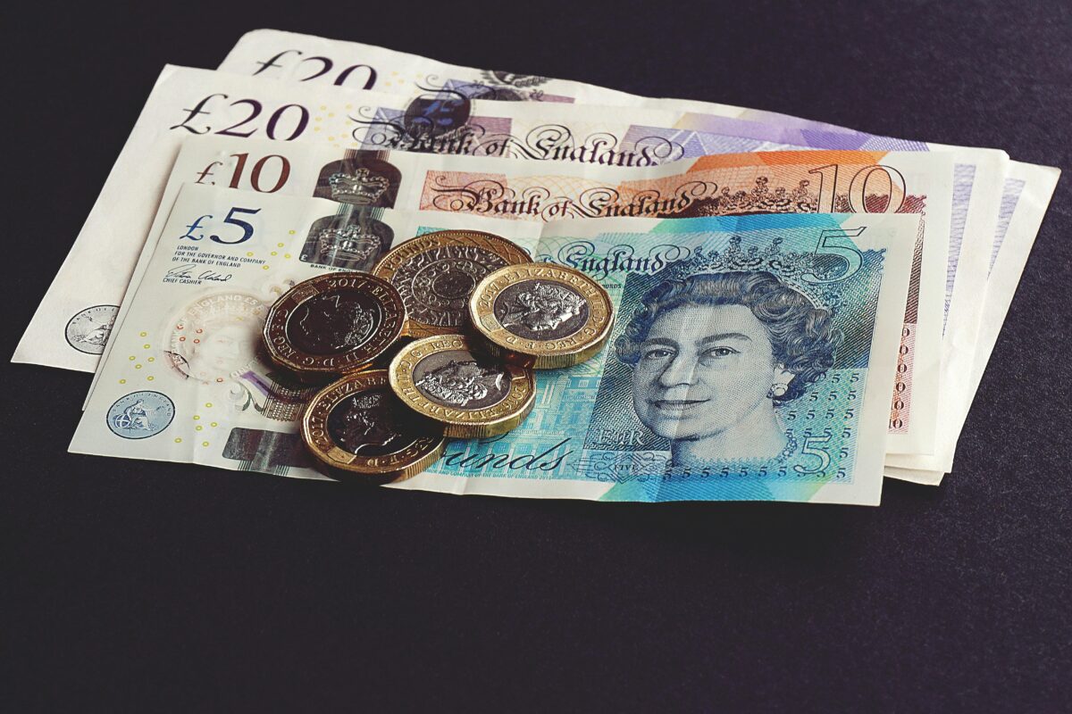 Using Cashback Apps To Save Money on Everyday Shopping